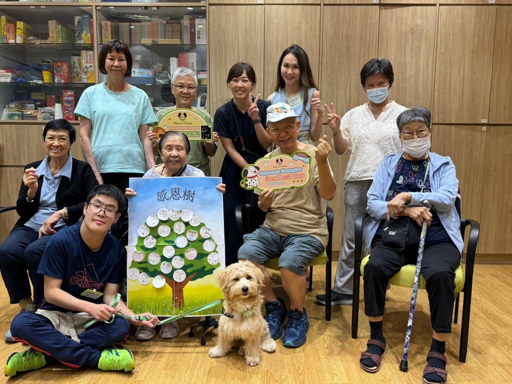 Therapy animal community session at Daynamic Strategies